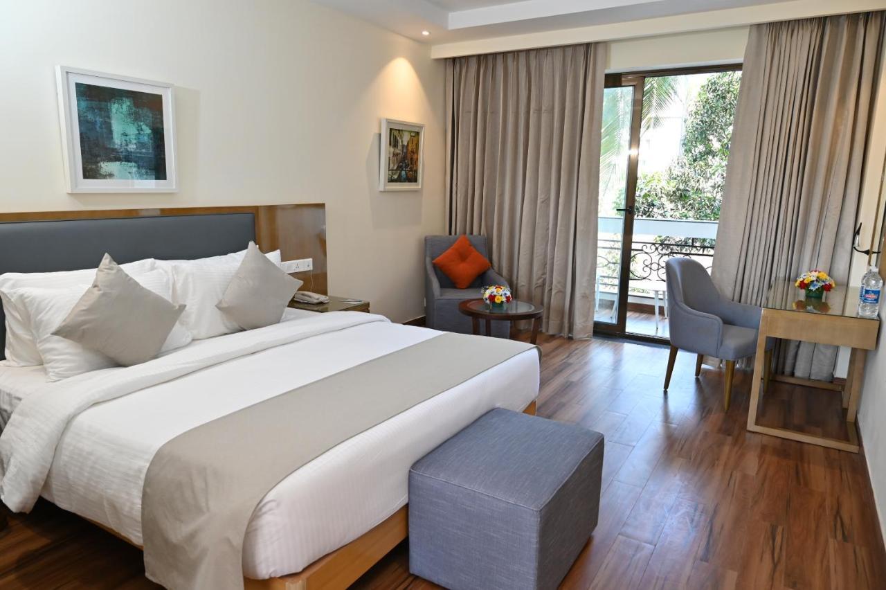 Resort The Lohias, Goa Candolim Exterior photo