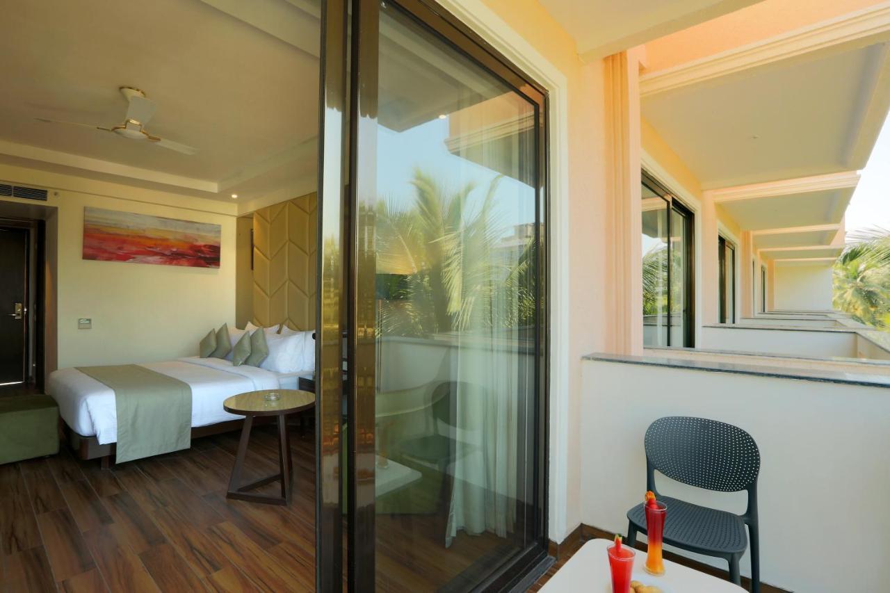 Resort The Lohias, Goa Candolim Exterior photo